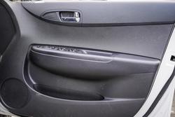 2015 HYUNDAI
i20 ACTIVE