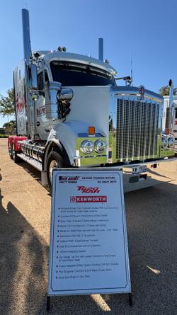2025 KENWORTH T Series T620SAR T18 White