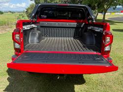 2025 NISSAN NP300 NAVARA PRO-4X