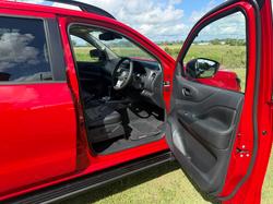 2025 NISSAN NP300 NAVARA PRO-4X