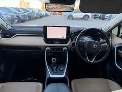 2024 Toyota Rav4 Hybrid Cruiser AWD White