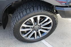 2021 Ford
Everest Titanium