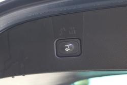 2021 Ford
Everest Titanium