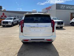 2024 MITSUBISHI
Pajero Sport GLS