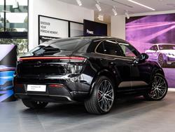 2024 Porsche Macan Turbo