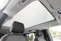 2025 Volkswagen ID. Buzz Pro BEV560