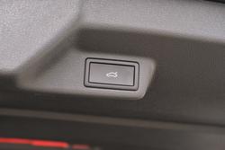 2025 Volkswagen ID. Buzz Pro BEV560
