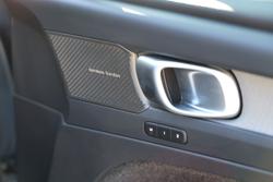 2026 Volvo XC40 Ultra B4 Dark