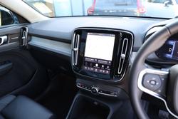 2026 Volvo XC40 Ultra B4 Dark