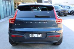 2026 Volvo XC40 Ultra B4 Dark