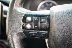 2017 Toyota HILUX SR