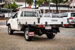 2017 Toyota HILUX SR