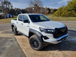 Toyota Hilux 4X4