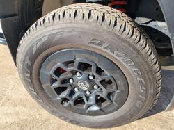 2024 Toyota Hilux 4x4 Hilux 4x4 GR-S 2.8L T Diesel Automatic Double Cab 2L46540 001 Frosted White