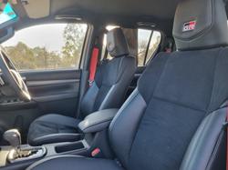2024 Toyota Hilux 4x4 Hilux 4x4 GR-S 2.8L T Diesel Automatic Double Cab 2L46540 001 Frosted White