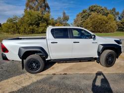 2024 Toyota Hilux 4x4 Hilux 4x4 GR-S 2.8L T Diesel Automatic Double Cab 2L46540 001 Frosted White