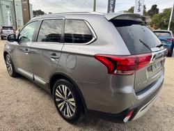 2021 MITSUBISHI Outlander LS
