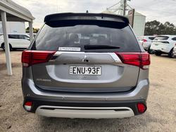 2021 MITSUBISHI Outlander LS