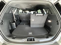 2025 Ford
Everest Platinum