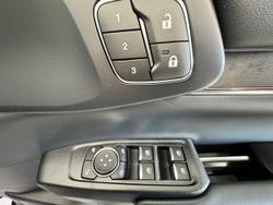 2025 Ford
Everest Platinum