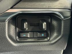 2025 Ford
Everest Platinum