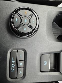 2025 Ford
Everest Platinum