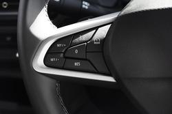 2025 Renault Duster Evolution