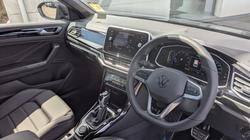2025 VOLKSWAGEN
T-ROC R-LINE