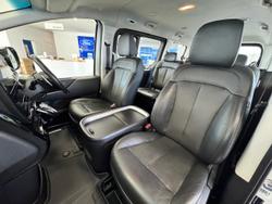 2022 Hyundai
STARIA Elite
