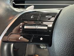 2022 Hyundai
STARIA Elite