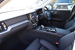 2024 Volvo
V60 Cross Country Ultra B5 Bright