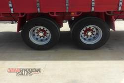 2011 Nixon Curtainsider Pig Trailer