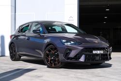 2025 CUPRA Leon VZx