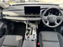 2025 MITSUBISHI Outlander LS