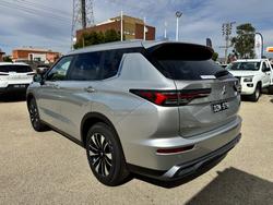 2025 MITSUBISHI Outlander LS