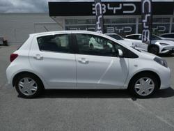 2016 Toyota Yaris Ascent