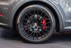 2022 Porsche Cayenne GTS