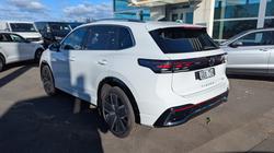 2026 VOLKSWAGEN Tiguan R-LINE