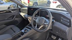 2026 VOLKSWAGEN Tiguan R-LINE