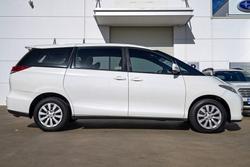 2016 Toyota
Tarago GLi