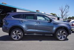 2025 Isuzu MU-X LS-T