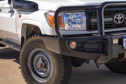 2016 Toyota
Landcruiser Workmate Troopcarrier
