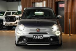 2019 Abarth 695 Rivale