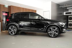 2018 Volvo XC40 T5 R-Design