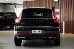 2018 Volvo XC40 T5 R-Design