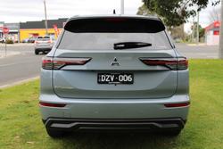 2026 Mitsubishi Outlander LS