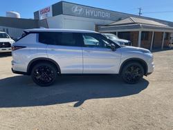 2026 MITSUBISHI Outlander LS BLACK EDN