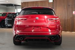 2021 Alfa Romeo Stelvio Quadrifoglio