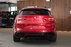 2021 Alfa Romeo Stelvio Quadrifoglio