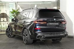 2024 BMW X7 M60i